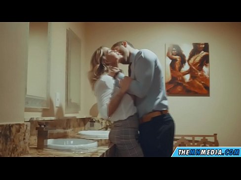 ❤️ Nuair a bhios fionn mòr gad mhealladh ann an seòmar fois poblach Gnè aig porn gd.passiveincome1.ru